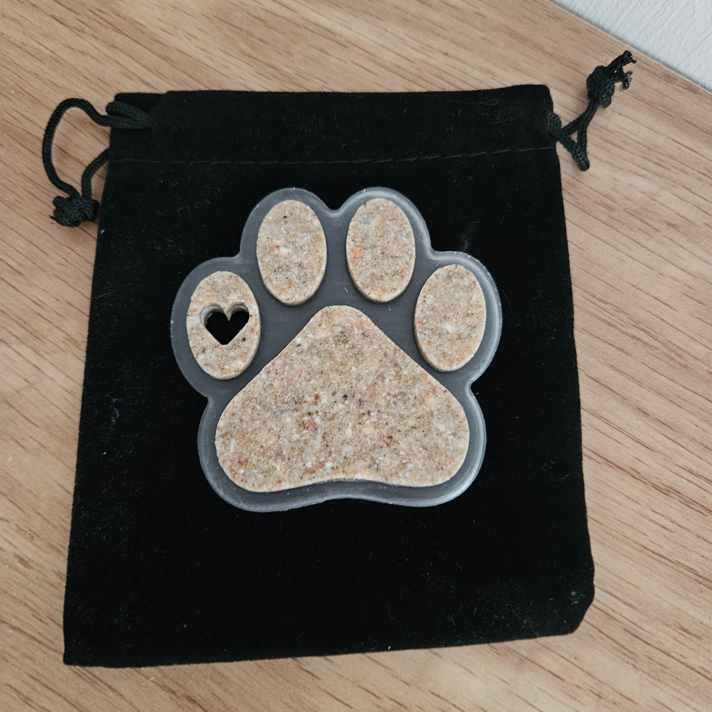 Epoxy Hondenpotje met holografische voetzooltjes